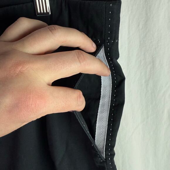 J. Lindeberg Men's 38x34 Black 100% Cotton Straight Leg Pants White Stitching - Picture 8 of 8